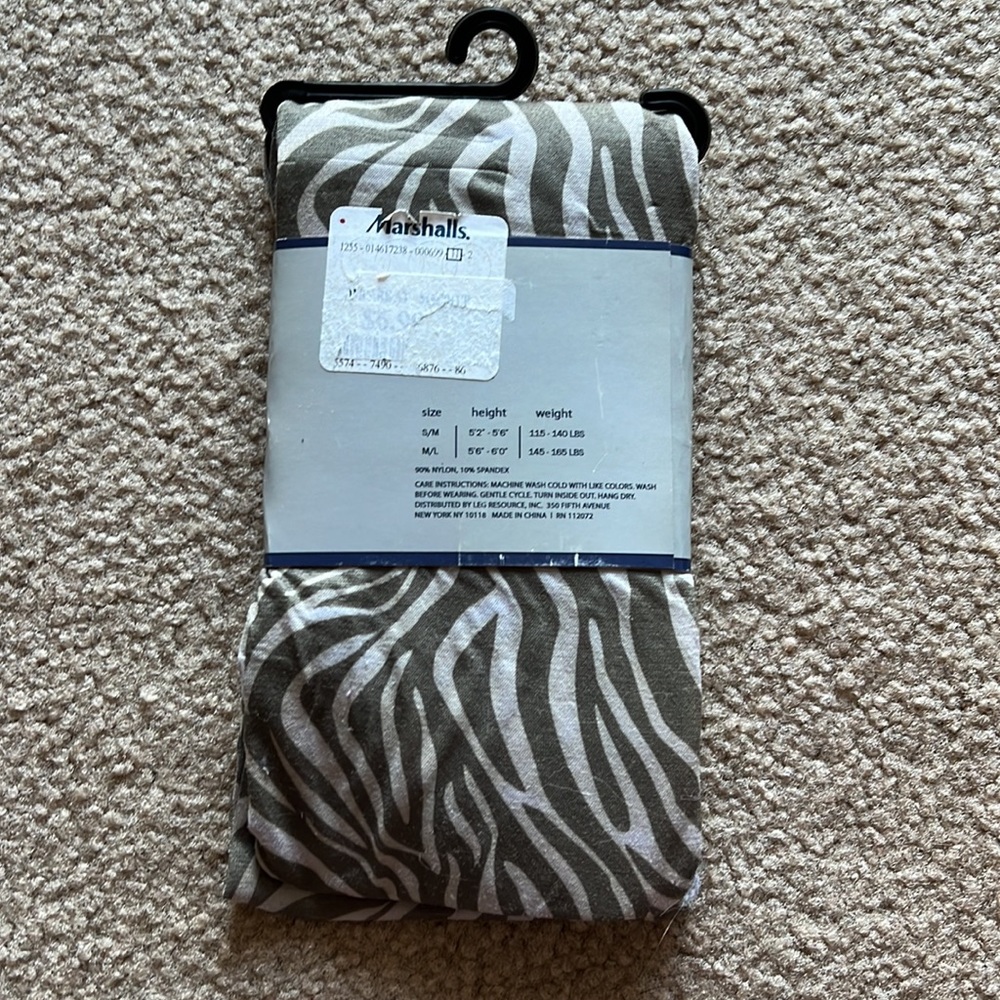 NWT Zebra Tights - Picture 2 of 3